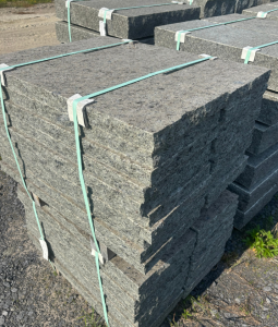 pallets of stone pavers - Building Materials - Coldspring